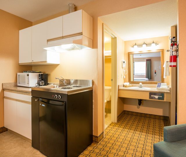 A Different Kelowna Hotel | Accent Inns Kelowna